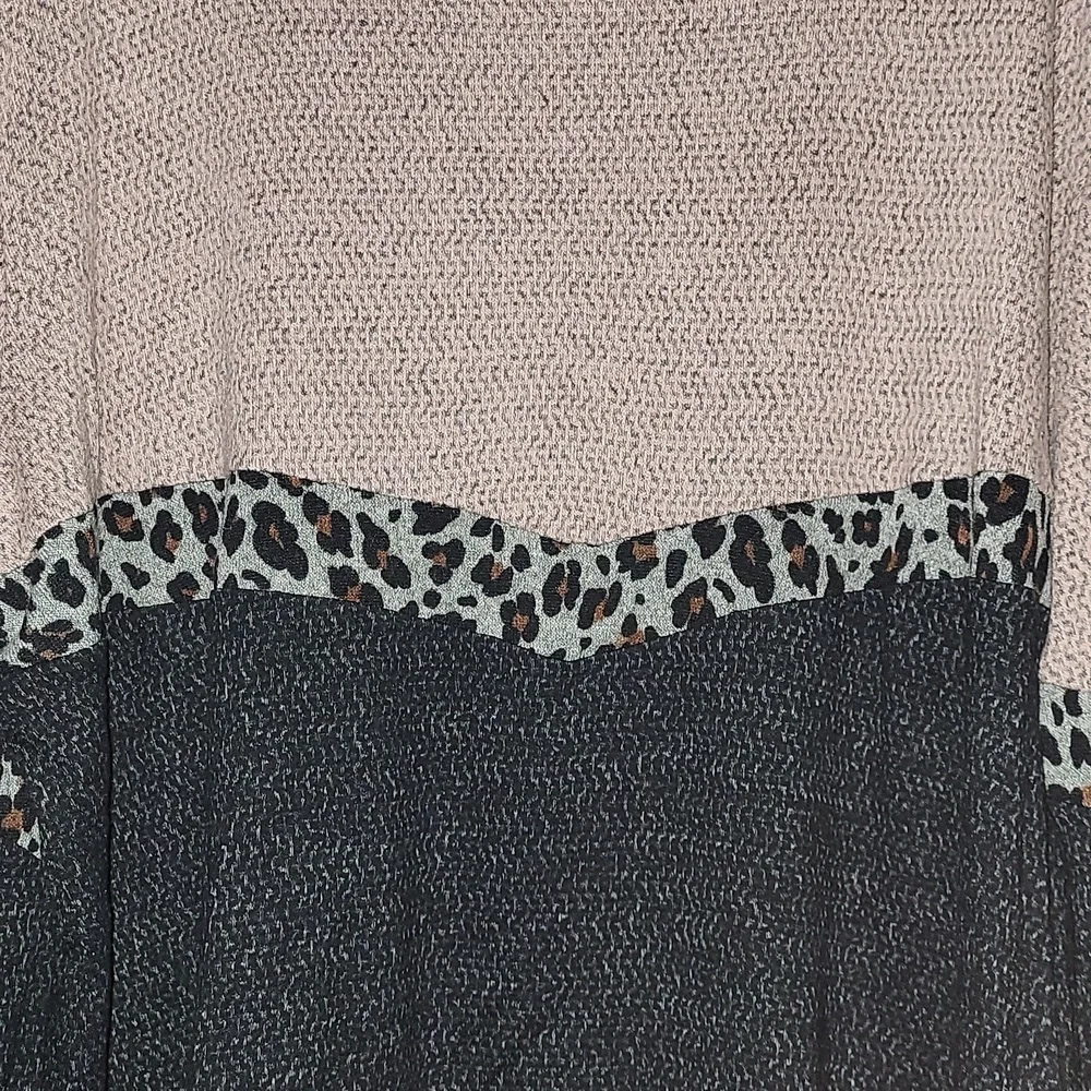 Sweater - Picture 3 of 5
